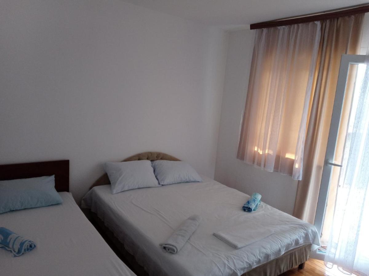מוסטר Apartman Seno מראה חיצוני תמונה