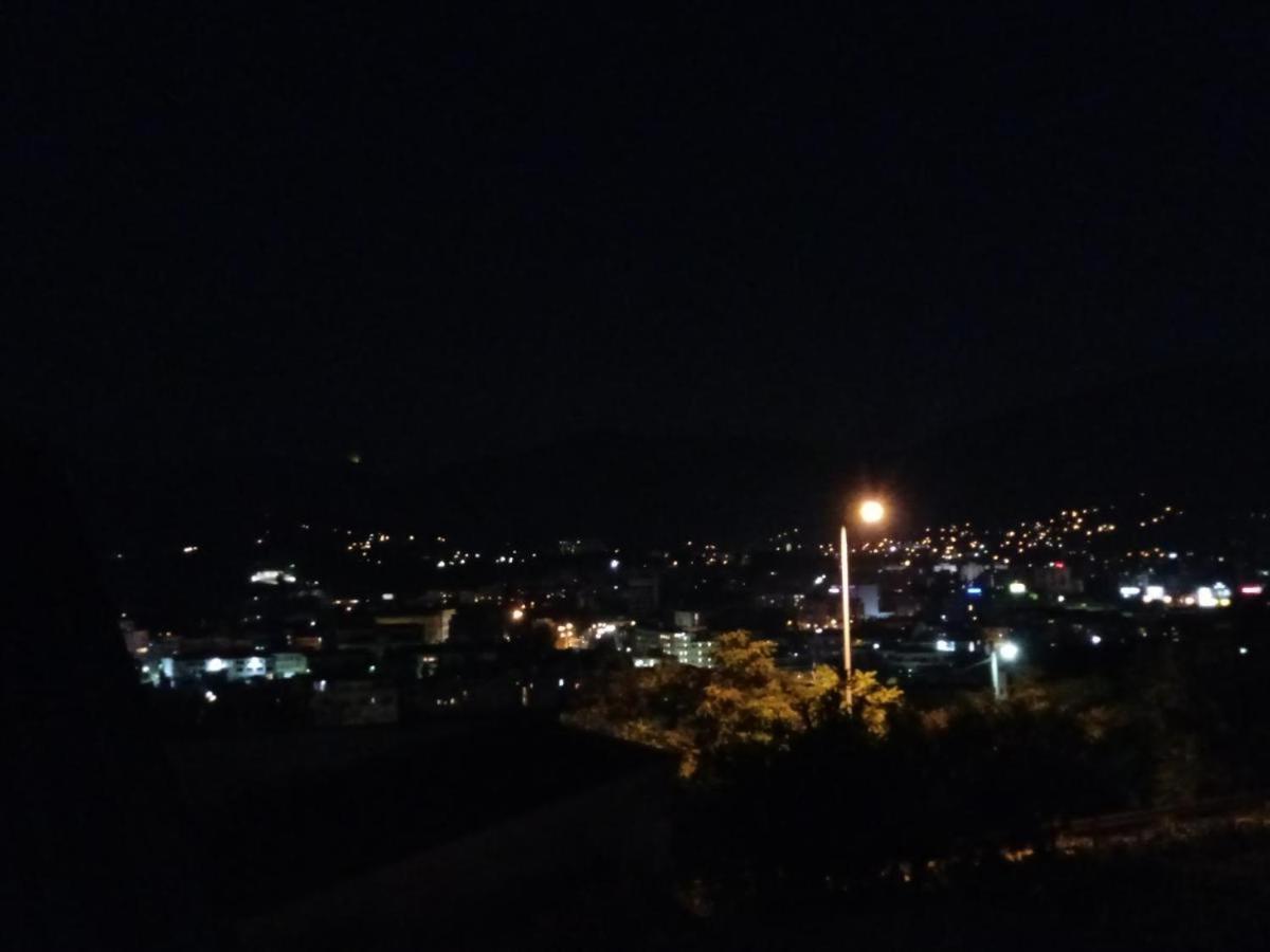 מוסטר Apartman Seno מראה חיצוני תמונה